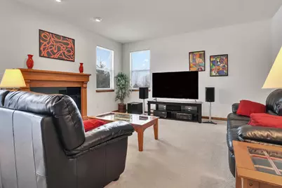 2368  Kiowa Dr, Grafton, WI 53024 - Photo 11