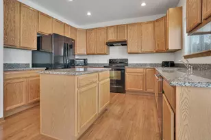 2368 Kiowa Dr, Grafton, WI 53024 - Photo 7