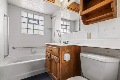 2214 S 80th St, West Allis, WI 53219 - Photo 15