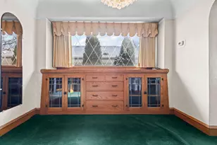 2214 S 80th St, West Allis, WI 53219 - Photo 9