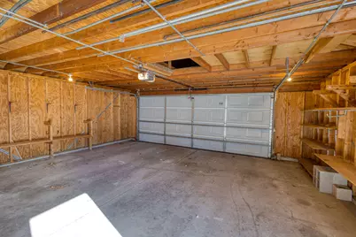 2214 S 80th St, West Allis, WI 53219 - Photo 25