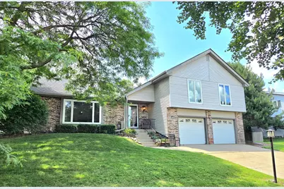 2842  Coventry Ln, Waukesha, WI 53188 - Photo 3