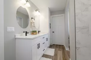 1414 S 166th St, New Berlin, WI 53151 - Photo 15