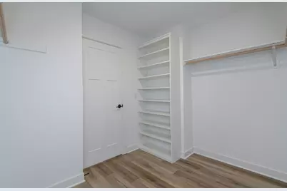 1414 S 166th St, New Berlin, WI 53151 - Photo 17