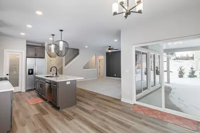 1414 S 166th St, New Berlin, WI 53151 - Photo 7