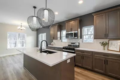 1414 S 166th St, New Berlin, WI 53151 - Photo 3