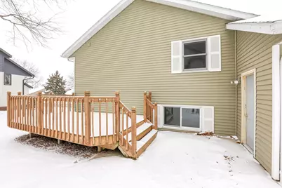 3606  Deerfield Pl, La Crosse, WI 54601 - Photo 3