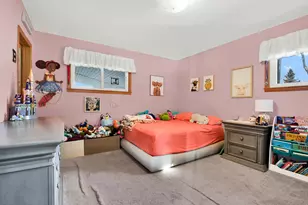 11834 W Rainbow Ave, Milwaukee, WI 53214 - Photo 17