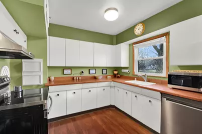 11834 W Rainbow Ave, Milwaukee, WI 53214 - Photo 7