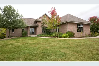 4707 W Jenna Ct, Franklin, WI 53132 - Photo 1