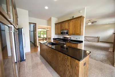 4707 W Jenna Ct, Franklin, WI 53132 - Photo 11