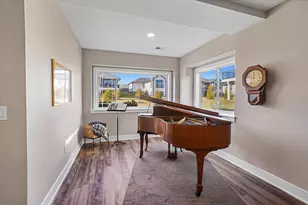 7916 E Stone Rdg Dr, Lannon, WI 53046 - Photo 25