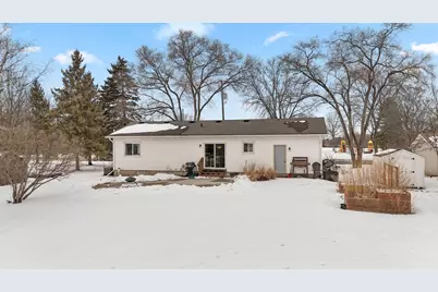 121 W Spaulding St, Watertown, WI 53098 - Photo 25