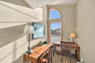 17600 W Lincoln Ave, New Berlin, WI 53146 - Photo 15