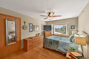 17600 W Lincoln Ave, New Berlin, WI 53146 - Photo 21