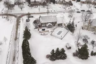 8605 S River Terrace Dr, Franklin, WI 53132 - Photo 47