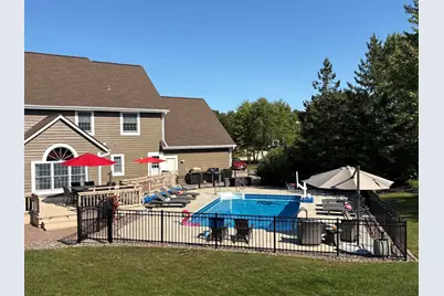 8605 S River Terrace Dr, Franklin, WI 53132 - Photo 39