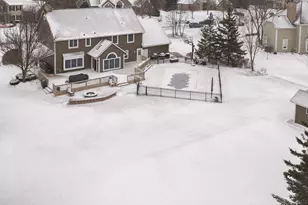 8605 S River Terrace Dr, Franklin, WI 53132 - Photo 37