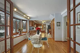 433 Robins Run, Burlington, WI 53105 - Photo 9