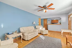 1924 Johnson Ave, Racine, WI 53402 - Photo 5