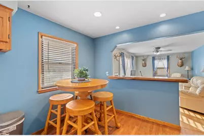 1924  Johnson Ave, Racine, WI 53402 - Photo 9