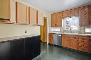 7108 Pershing Blvd, Kenosha, WI 53142 - Photo 13
