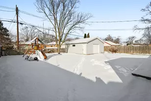 7108 Pershing Blvd, Kenosha, WI 53142 - Photo 37