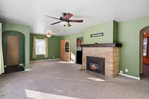 7108 Pershing Blvd, Kenosha, WI 53142 - Photo 5