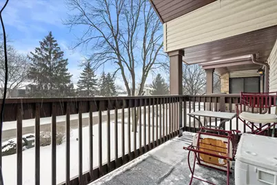 1674 S Coachlight Dr, New Berlin, WI 53151 - Photo 19