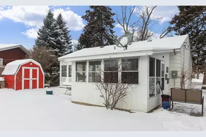 742  Sheridan Springs Rd, Lake Geneva, WI 53147 - Photo 3