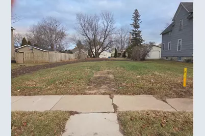 93 S Bell St, Fond du Lac, WI 54935 - Photo 1
