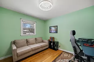 N50W14420 Fairmount Ave, Menomonee Falls, WI 53051 - Photo 21