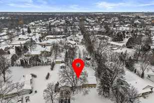 N50W14420 Fairmount Ave, Menomonee Falls, WI 53051 - Photo 37