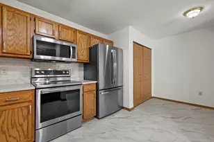 4301 Taylor Harbor -, Racine, WI 53403 - Photo 9