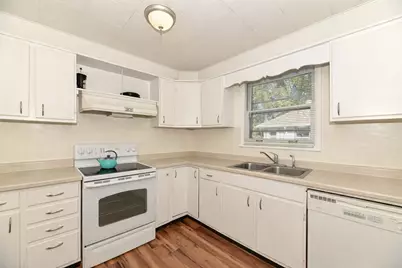 515  Herman St, Delavan, WI 53115 - Photo 3