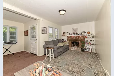 515  Herman St, Delavan, WI 53115 - Photo 5