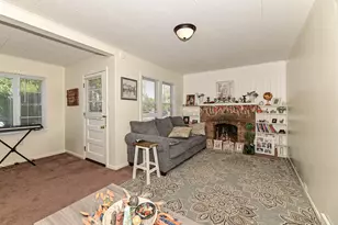 515 Herman St, Delavan, WI 53115 - Photo 5