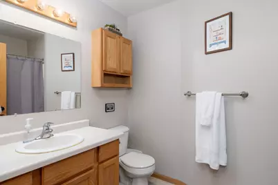 927  Streblow St, Onalaska, WI 54650 - Photo 11