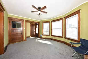 3365 N Oakland Ave, Milwaukee, WI 53211 - Photo 5