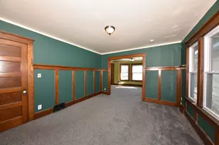 3365 N Oakland Ave, Milwaukee, WI 53211 - Photo 9