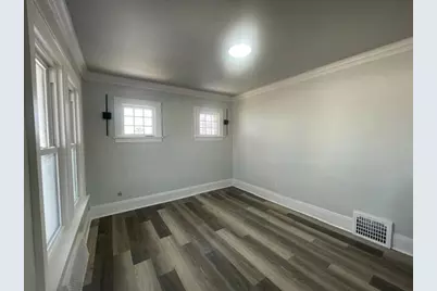 5327 W Wright St, Milwaukee, WI 53210 - Photo 3