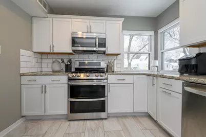 3171 N 89th St, Milwaukee, WI 53222 - Photo 13