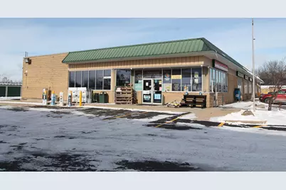 1220  Janesville Ave #400-600, Fort Atkinson, WI 53538 - Photo 15