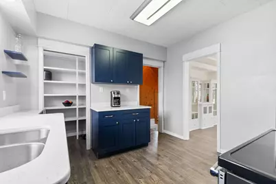 2135 S 14th St, Sheboygan, WI 53081 - Photo 9