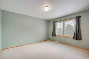 683 Fox Run Dr, Saukville, WI 53080 - Photo 11