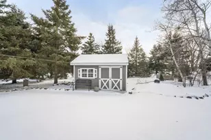 683 Fox Run Dr, Saukville, WI 53080 - Photo 29