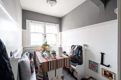 1429 S 79th St, West Allis, WI 53214 - Photo 9