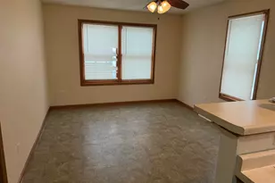 2140 N 27th St, Milwaukee, WI 53208 - Photo 7