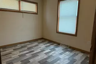 2140 N 27th St, Milwaukee, WI 53208 - Photo 11