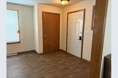 2140 N 27th St, Milwaukee, WI 53208 - Photo 5